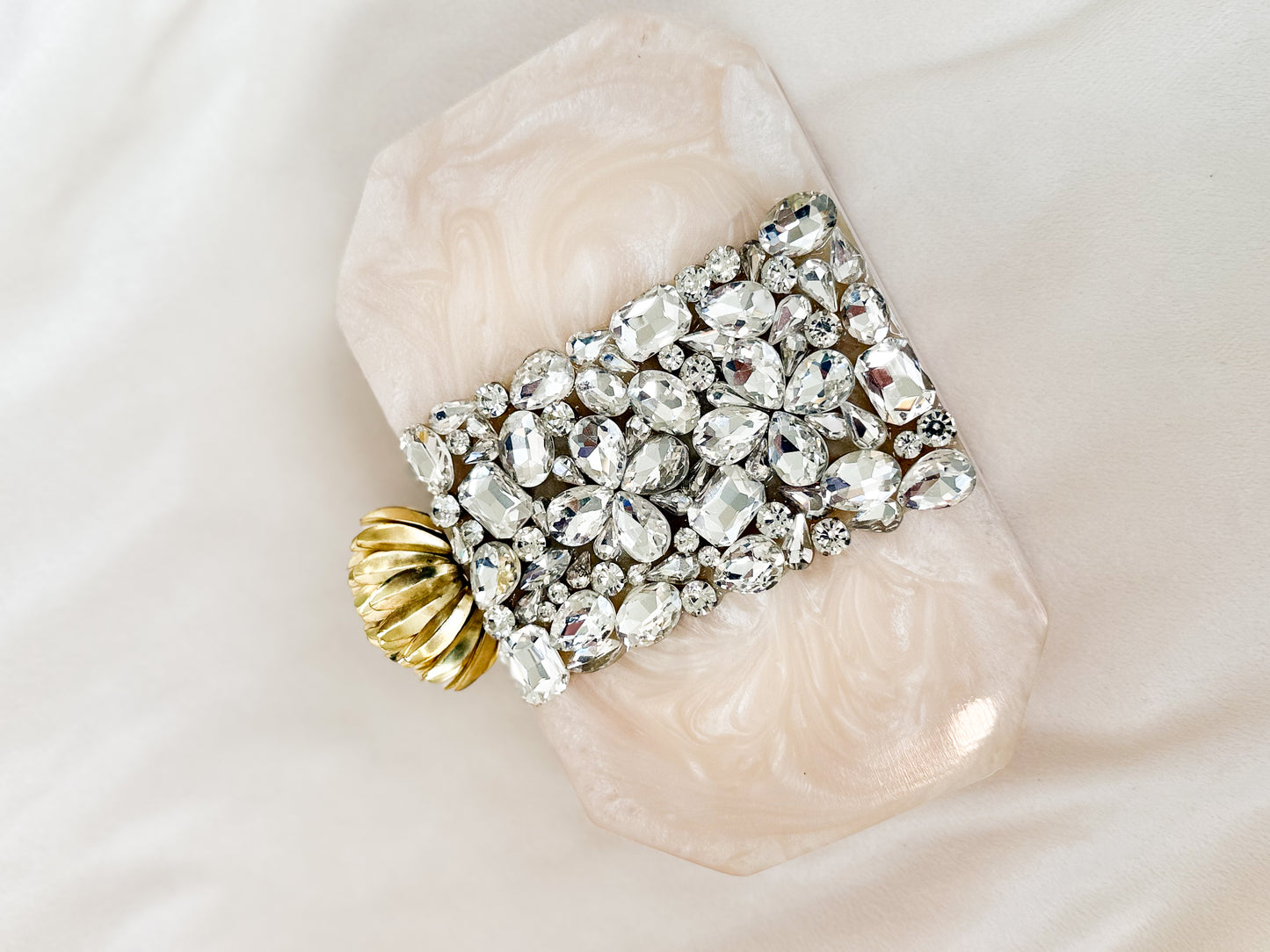Resin Clutch