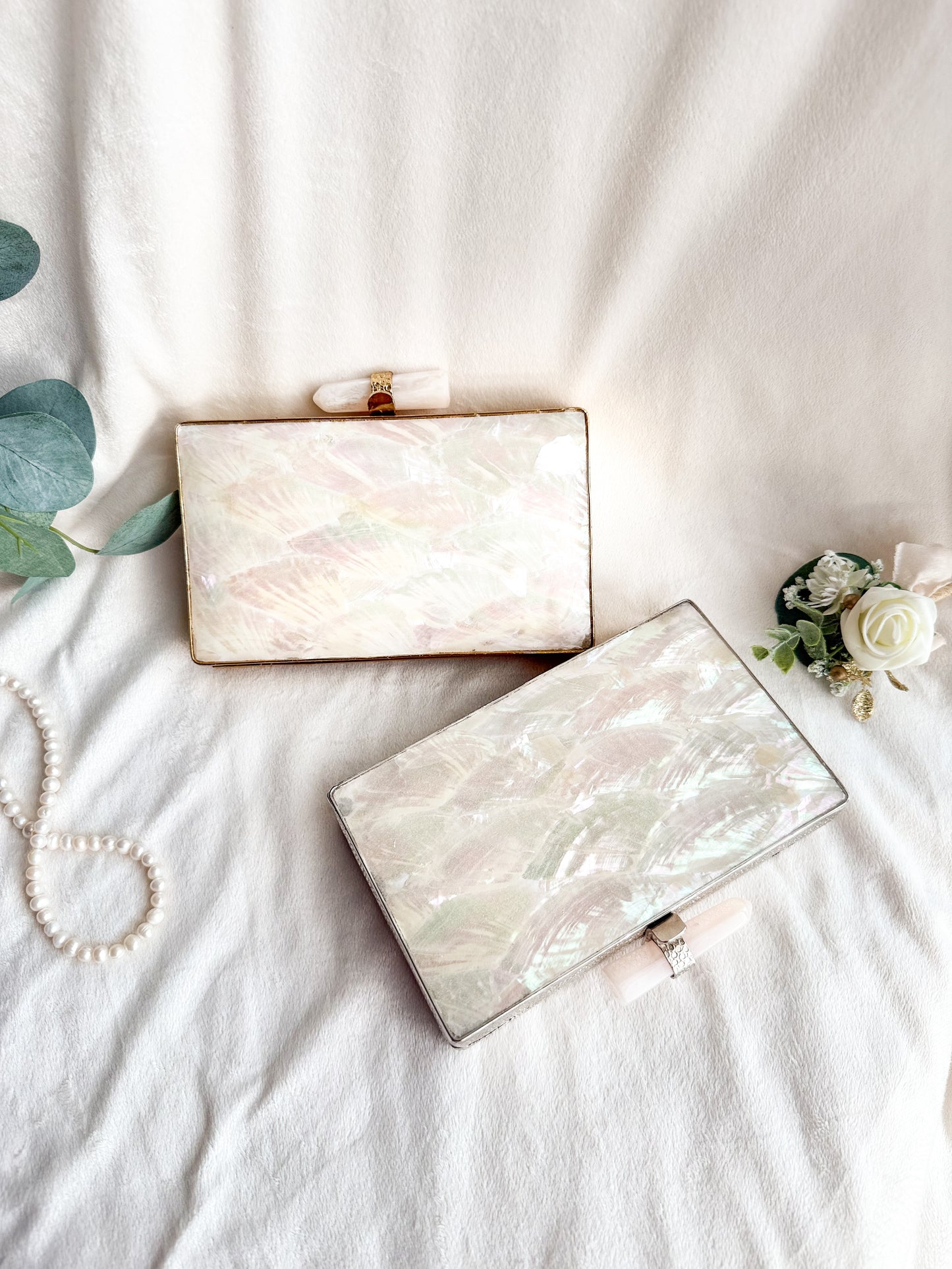 Minimal MOP Classy Clutch