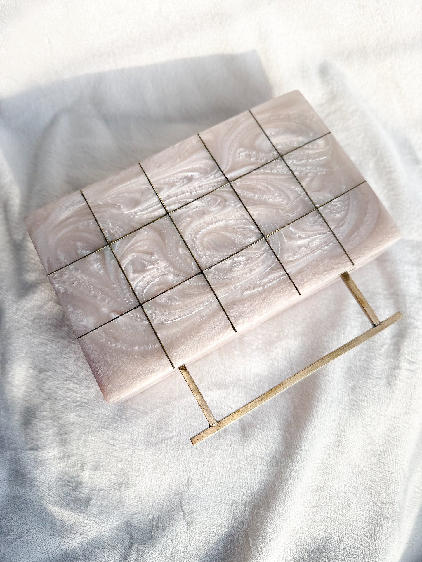 Grid Glam Resign Clutch