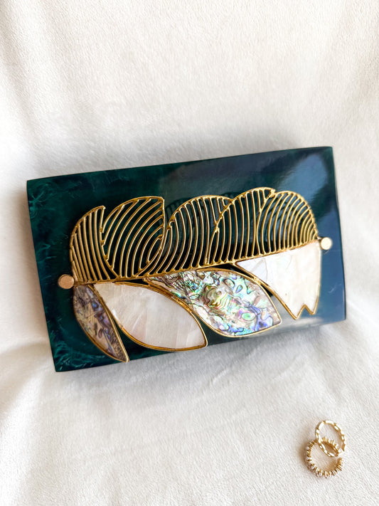 Bea Hand Piece Resin Clutch