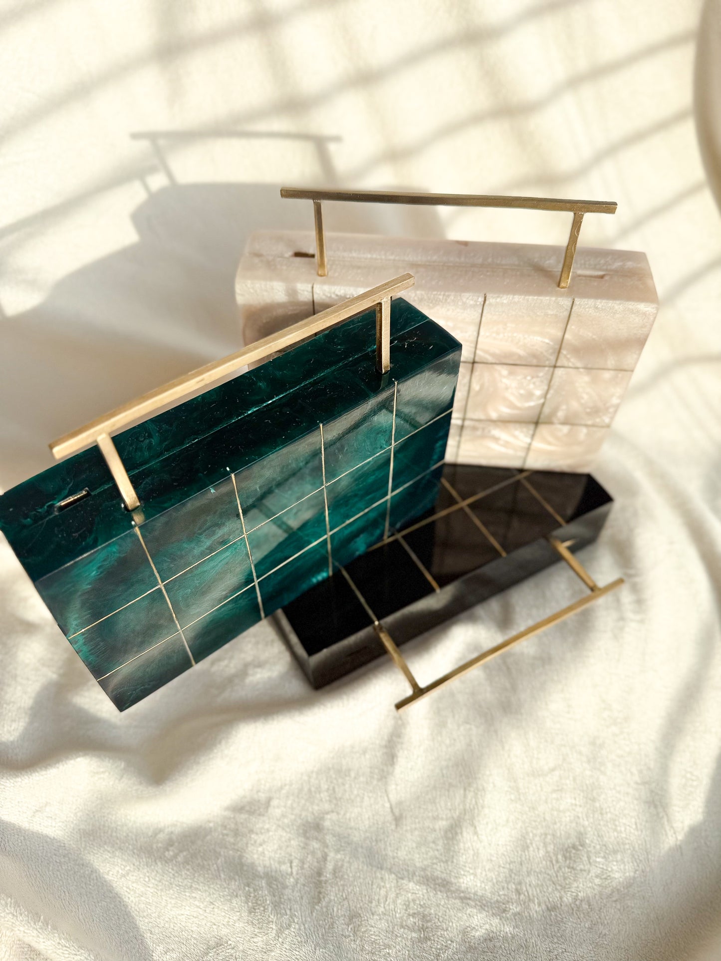 Grid Glam Resign Clutch