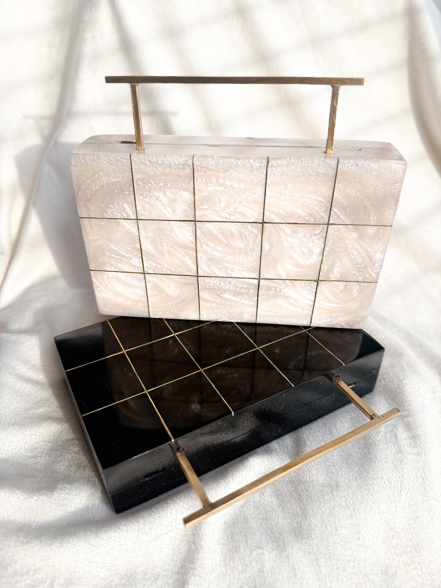 Grid Glam Resign Clutch