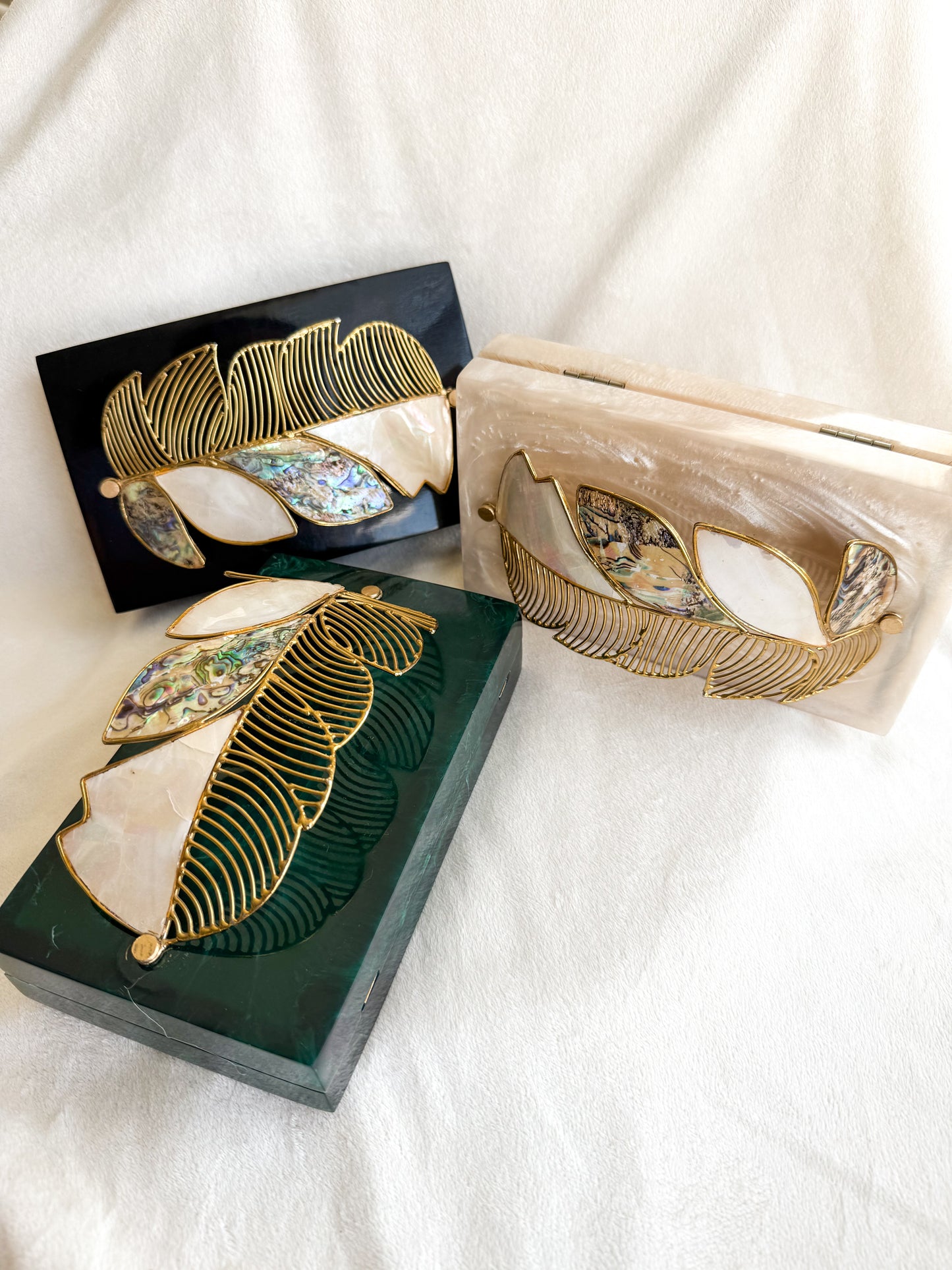 Bea Hand Piece Resin Clutch