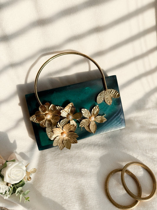 Flower Motif Handle Resign Clutch