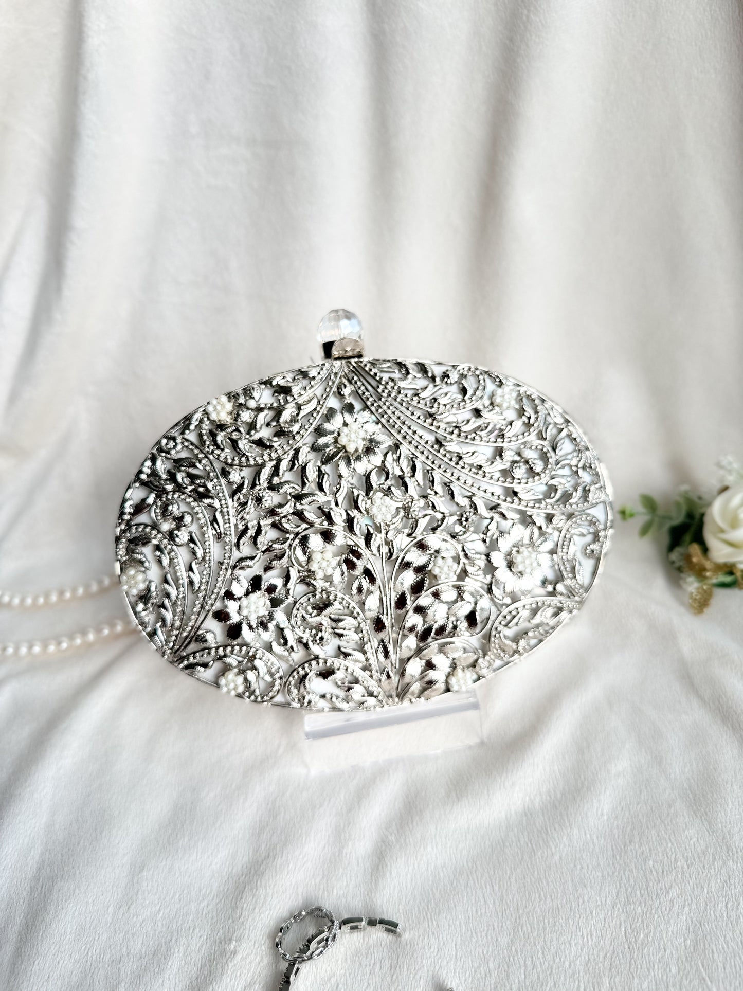 Detailed MOP Clutch