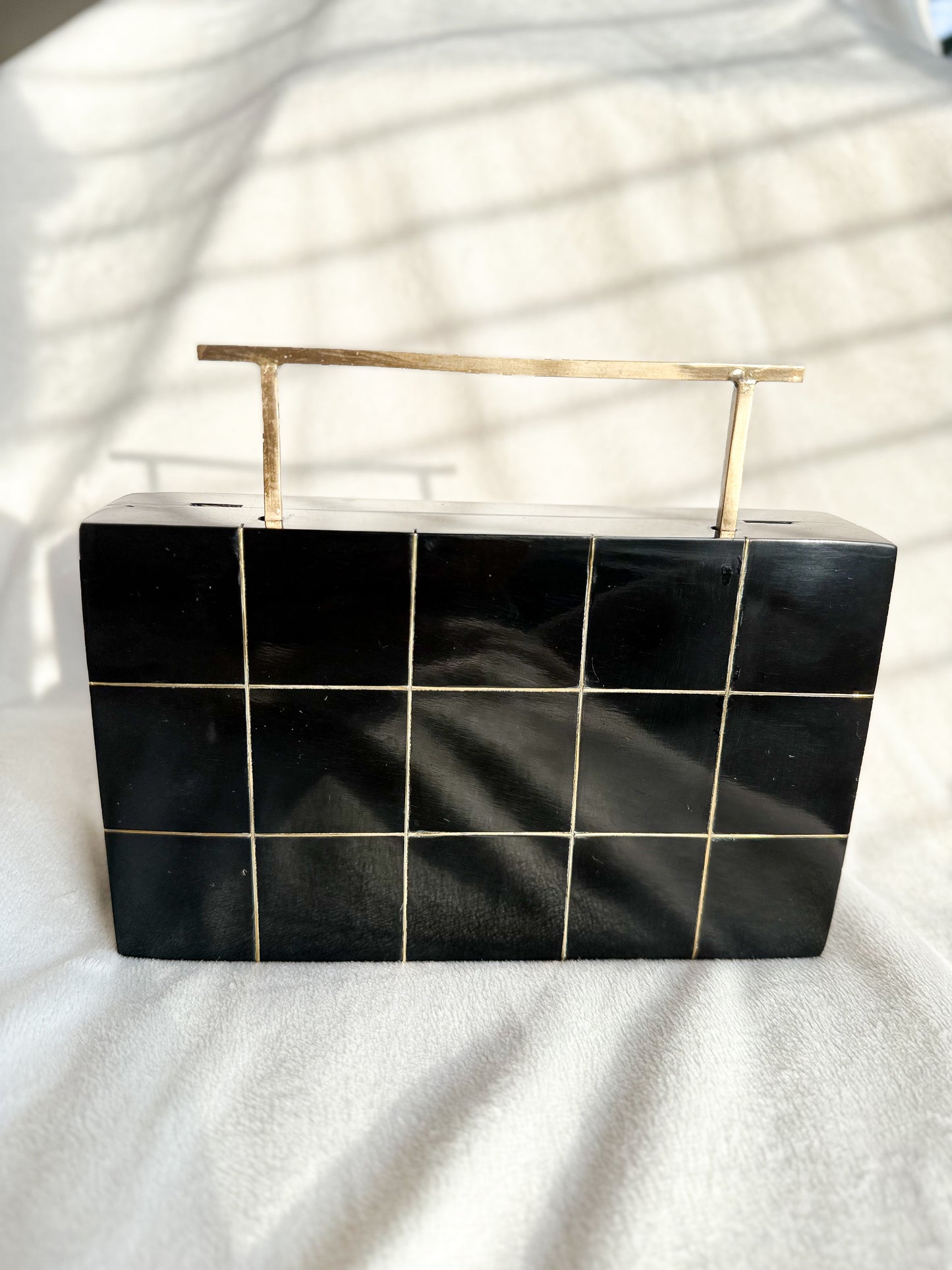 Grid Glam Resign Clutch