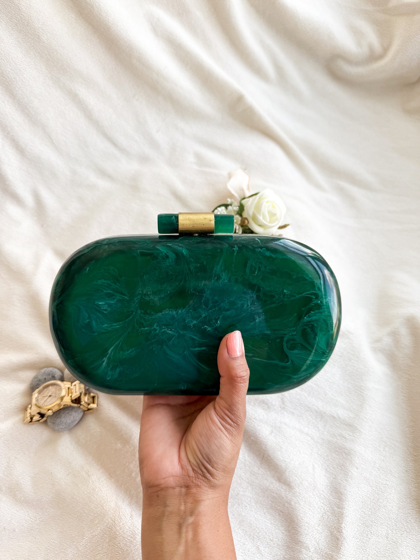 Capsule Resin Clutch