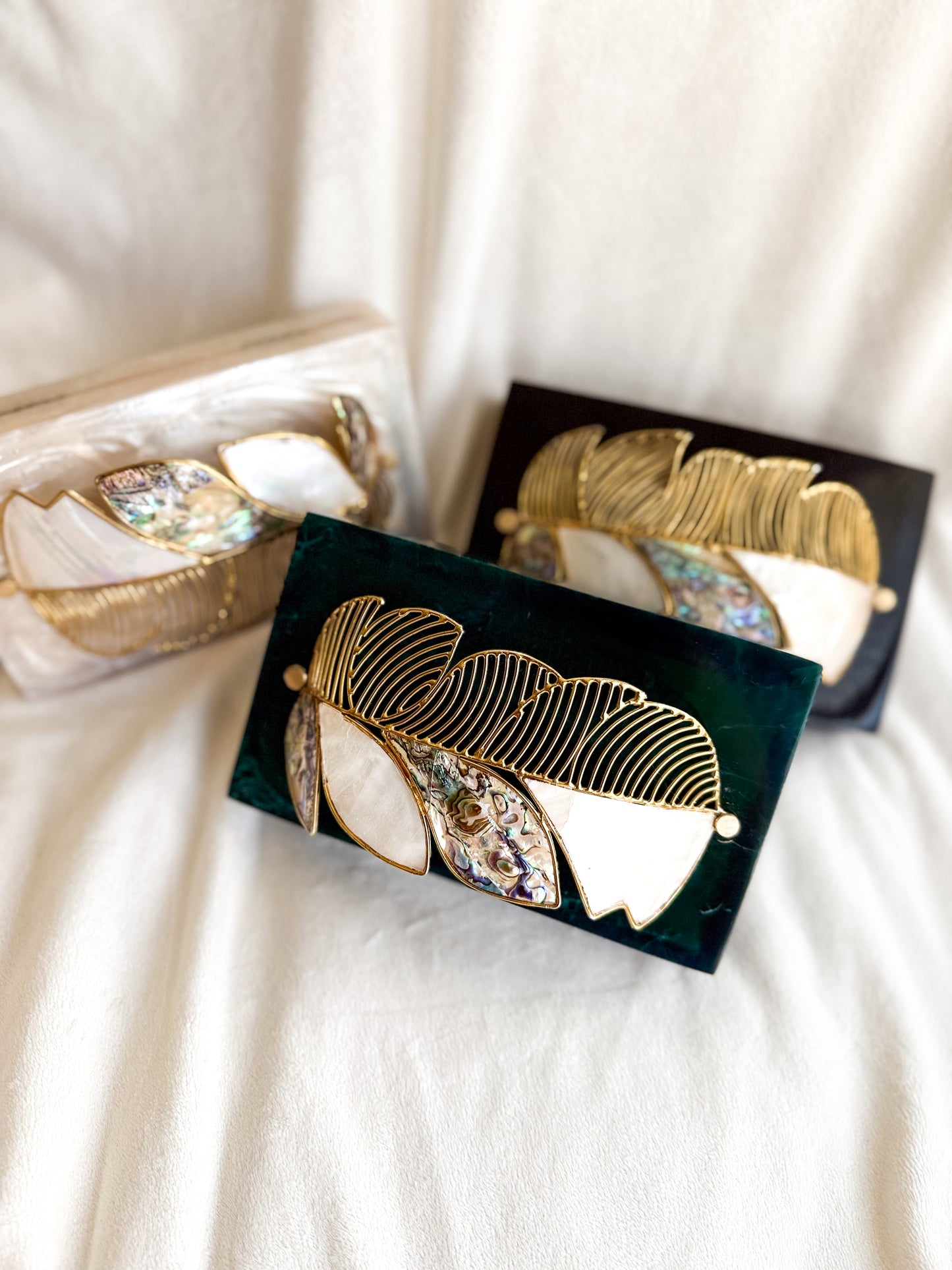 Bea Hand Piece Resin Clutch