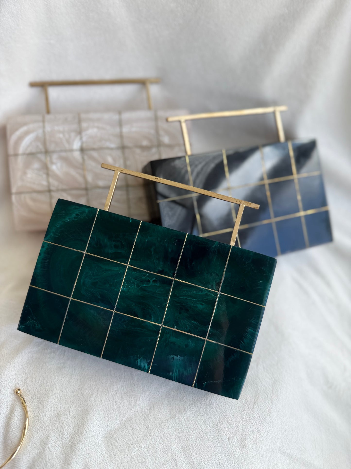 Grid Glam Resign Clutch