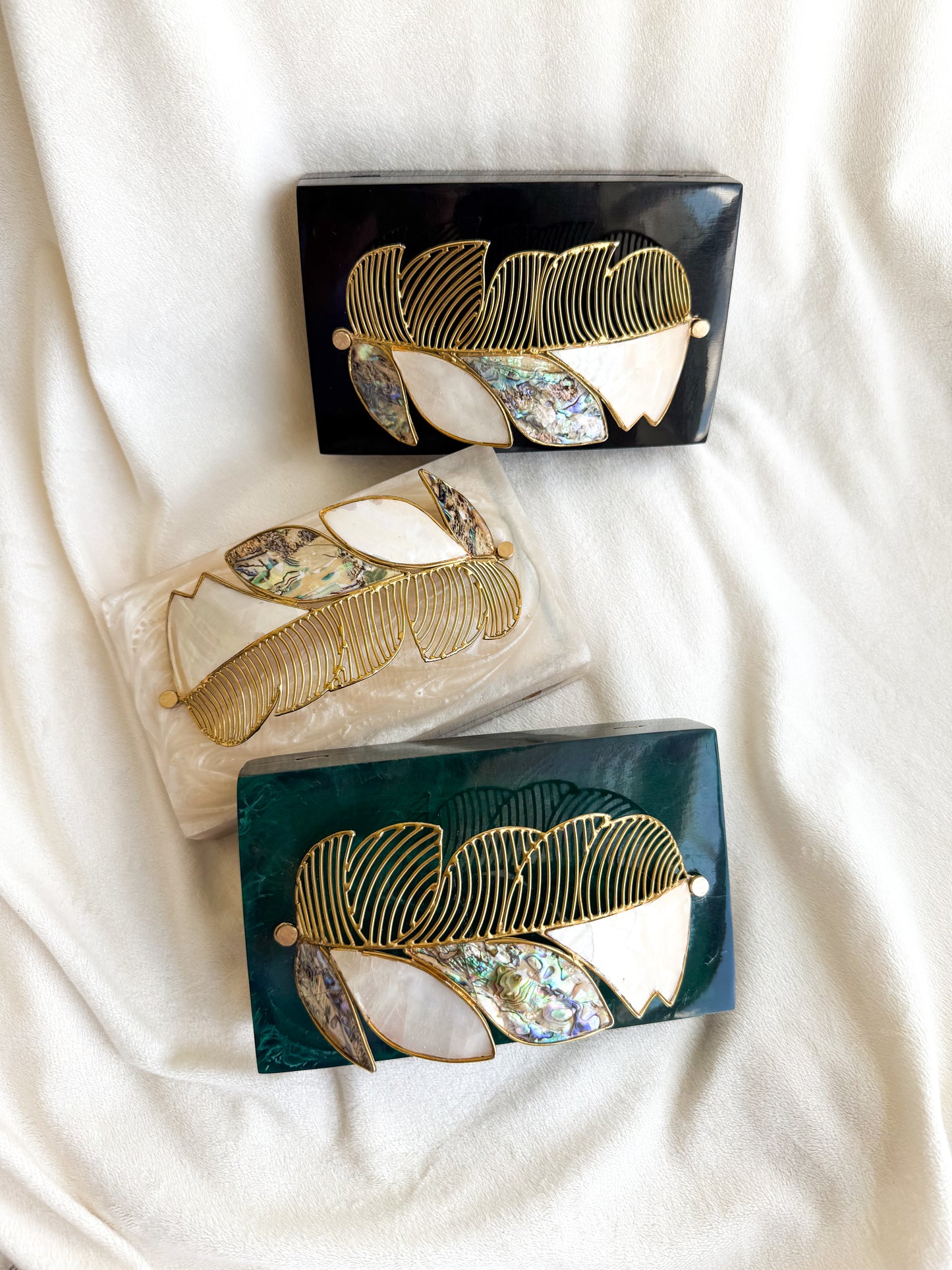 Bea Hand Piece Resin Clutch