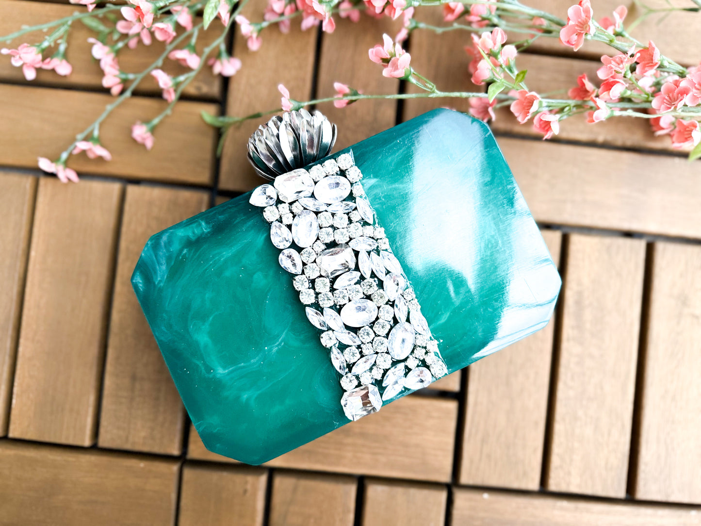 Resin Clutch