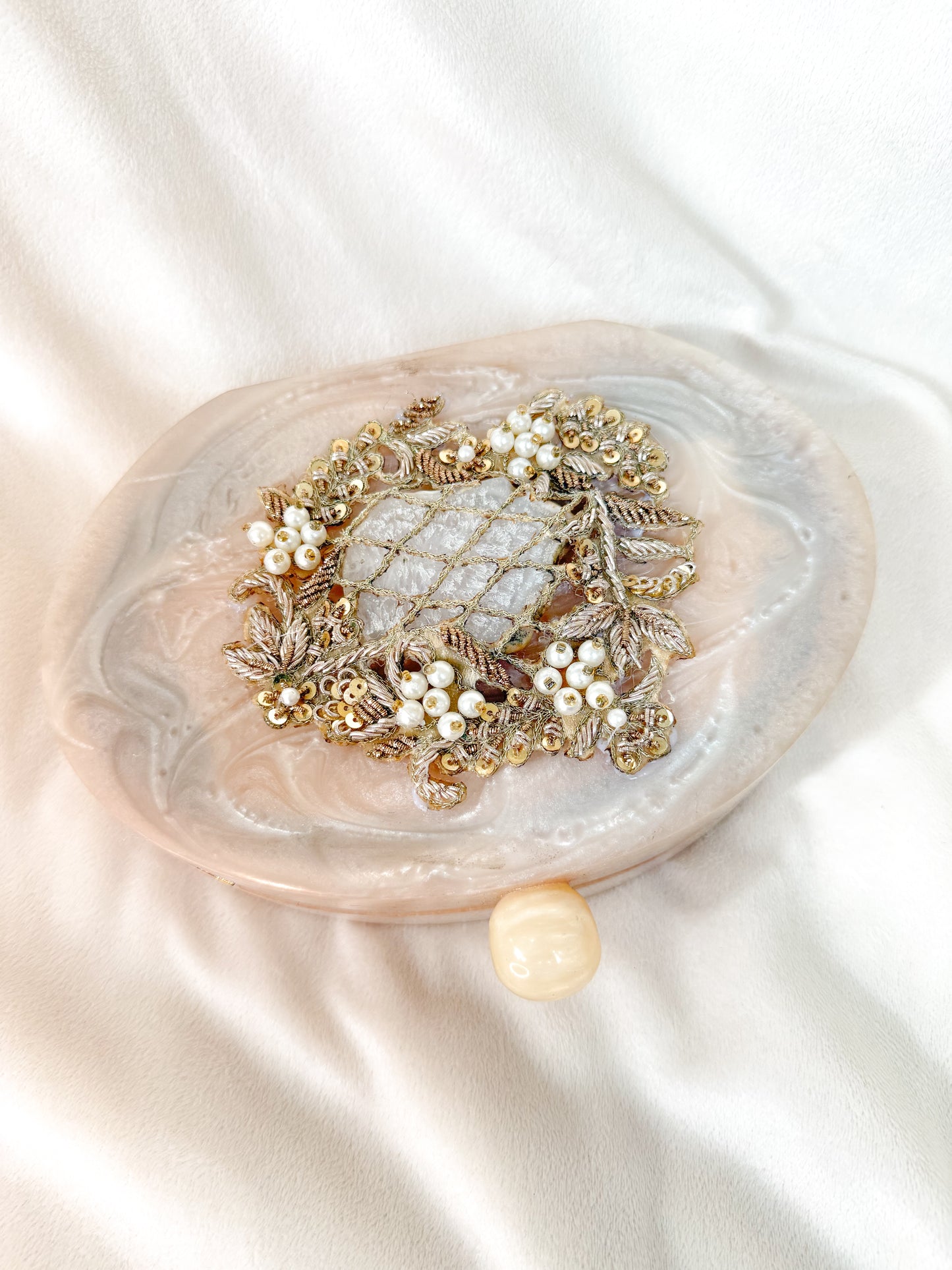 Oval Resin Clutch