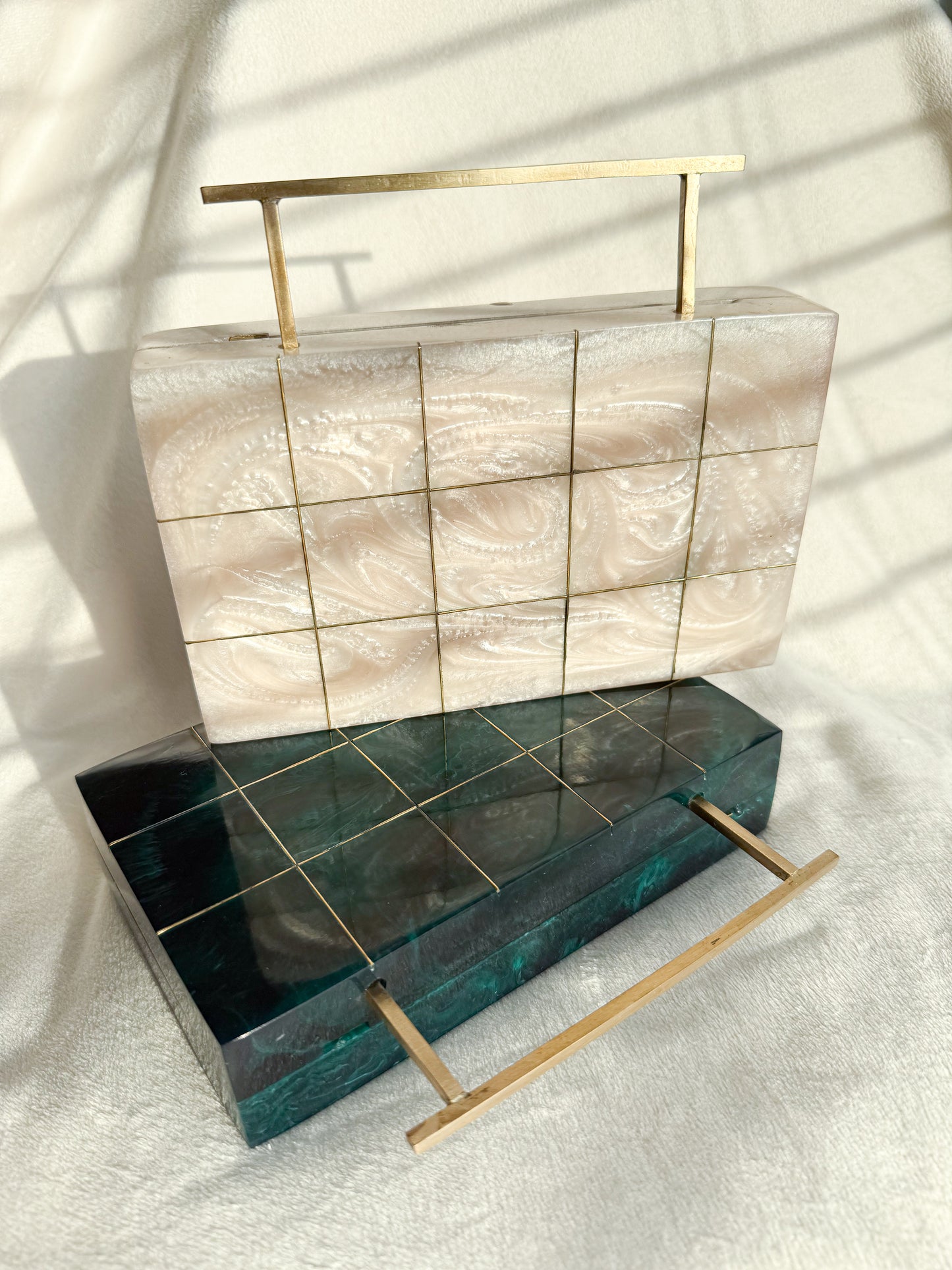 Grid Glam Resign Clutch