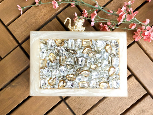 Resin Clutches